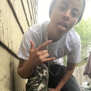 Meet your Posher, Brittnie