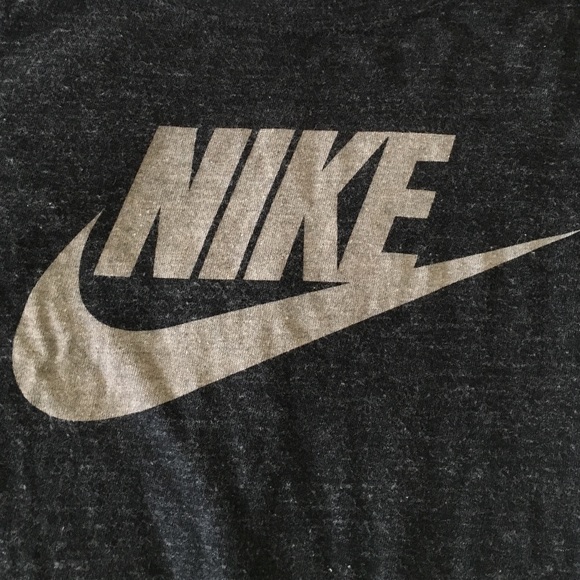 Nike three-quarter sleeve top in Gray sz-XS - Picture 2 of 3