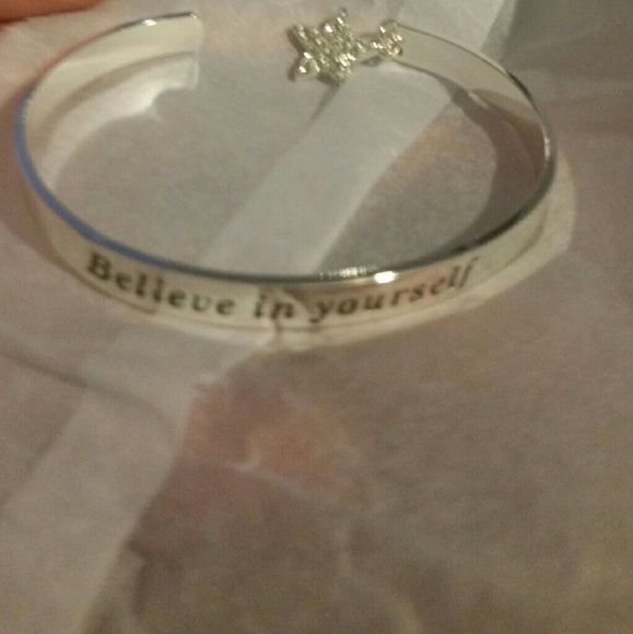 Bracelet - Picture 1 of 1