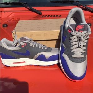 Nike air max 1 essential brand new!!