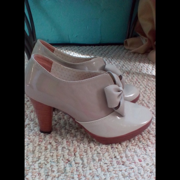 Taupe & Beige Patent Platforms