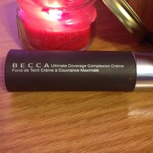 Because Ultimate Coverage Complexion Creme