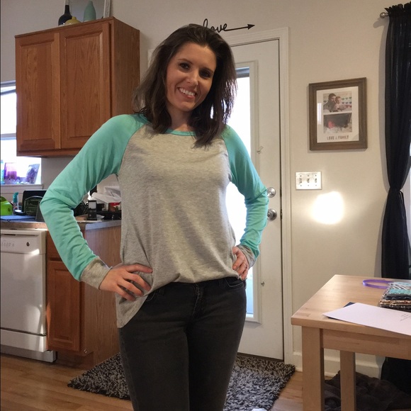 ⚡️FLASH MOVING SALE⚡️ Colorblock Raglan Sleeve Top - Picture 2 of 2