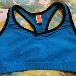 Lucy sports bra