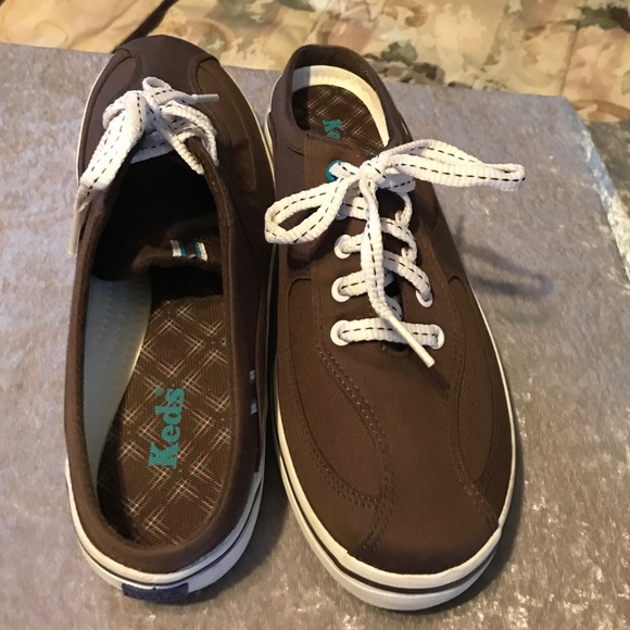 Kids slip on sneakers - Picture 2 of 4