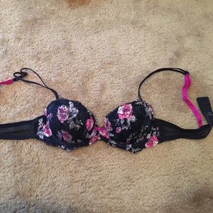 32A push-up bra floral