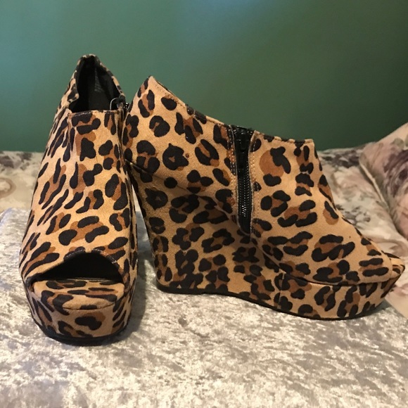 Wedge heels - Picture 3 of 4