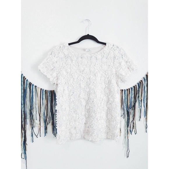 Anthropologie • Floral textured Tee