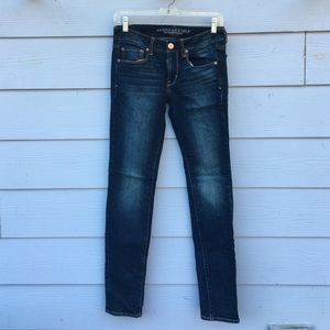 NWOT American Eagle Skinny Jeans Size 6 Long
