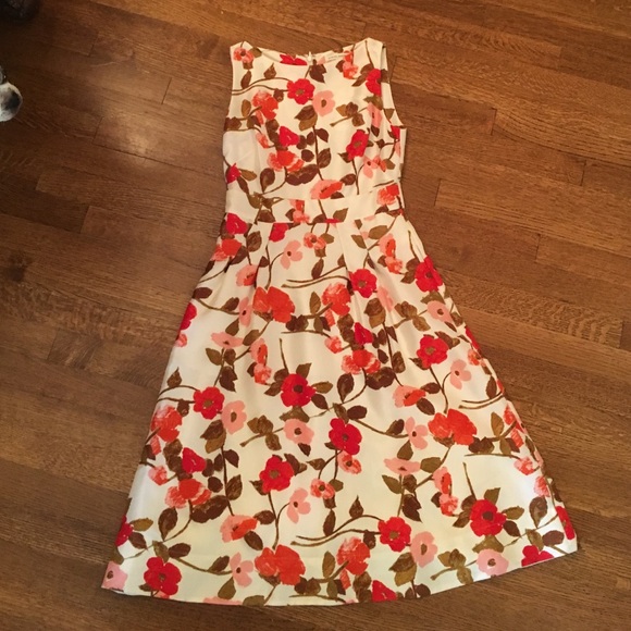 Adorable Floral Banana Republic Dress