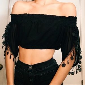 BEBE LACE CROP