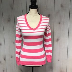 Tommy Hilfiger XS v neck Sweater