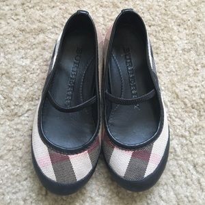 burberry toddler shoes