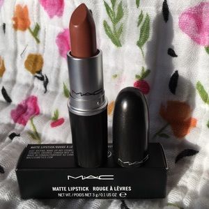 Mac "Yash" lipstick