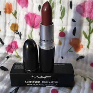 SOLD Mac lipstick in "Del Rio"