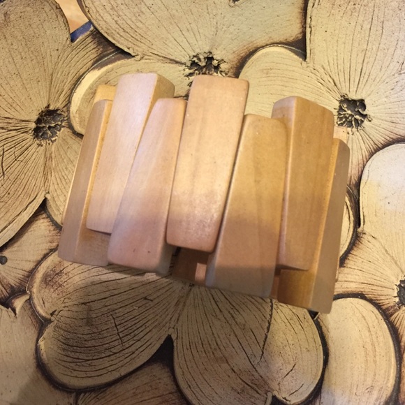NWOT Special Wooden Stretchy Bracelet Tan Color