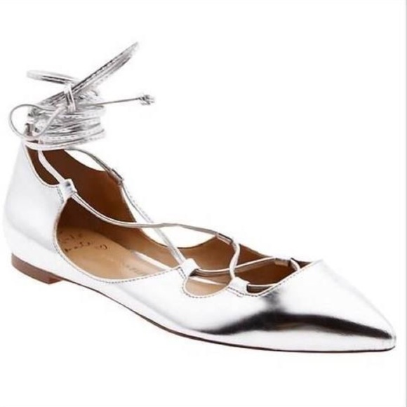 Banana Republic Shoes - NWT Silver Banana Republic "Allie" flats