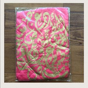 Chic Calligraphy Pashmina