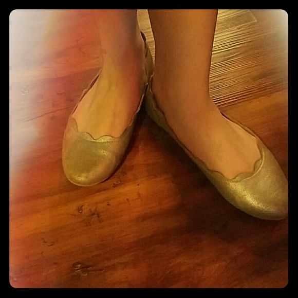 Shoes - Picture 1 of 1