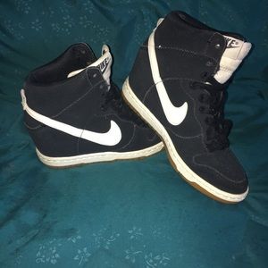 NIKE Wedge Athletic Shoes