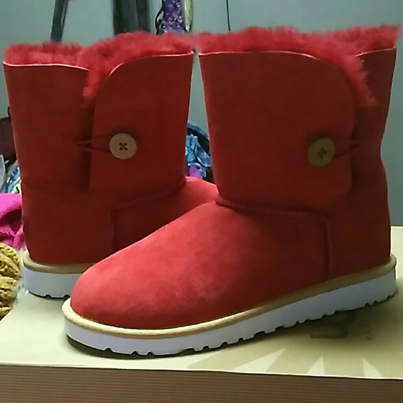 Uggs size kids 6 womans 8