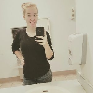 Meet your Posher, Desiree