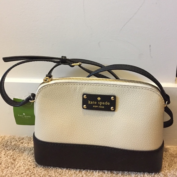 kate spade Handbags - Kate Spade cross body