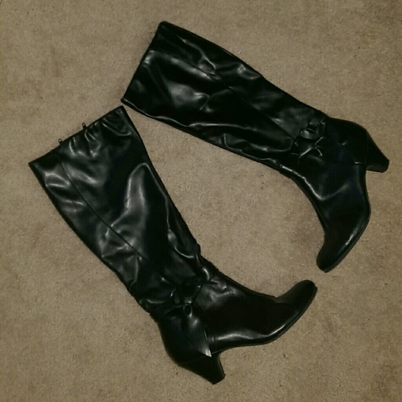Aerosoles Sycamore Black Boots 8.5 Wide Calf