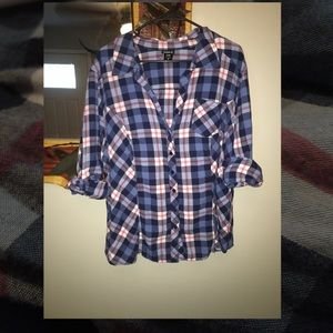 Torrid sz3 plaid button down