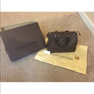 Louis Vuitton Speedy 25