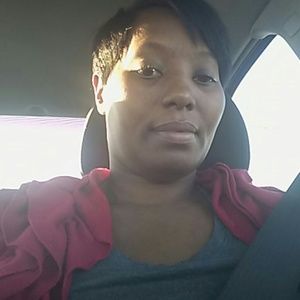 Meet your Posher, Yolanda