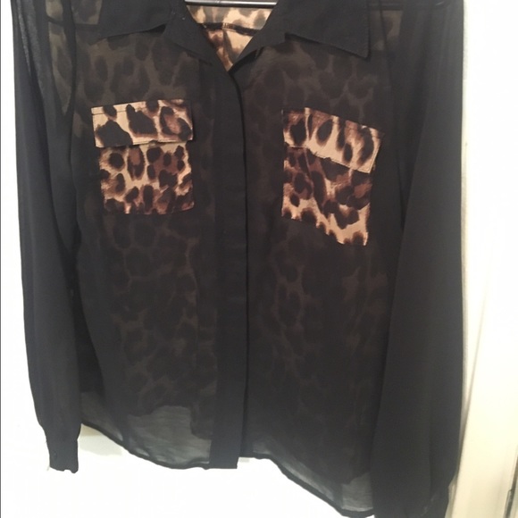 BLOUSE