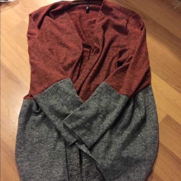 🎉HP 11/12🎉 ☃Color-block open pocket cardigan☃️ - Picture 4 of 4