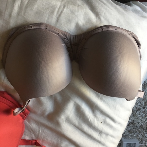 Grey vs bra padded