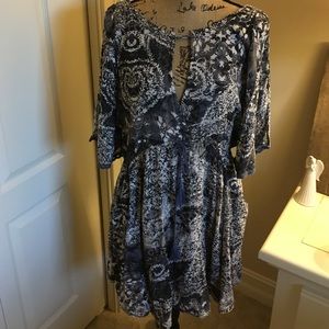 Free People blue and white tunic