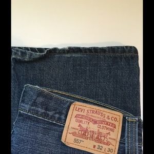 Levi's Jeans - š 557 Levi's Bootcut Jeans Levi's Jeans - š 557 Levi's Bootcut Jeans