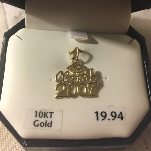 10k Gold C/O 2007 Charm