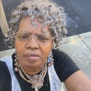 Meet your Posher, Janice