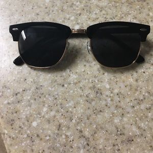 Lucky brand sunglasses!!