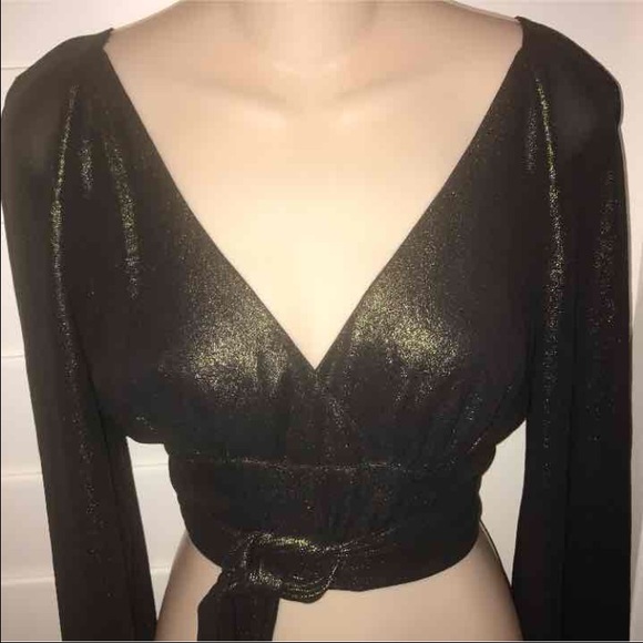 🖤SOLD🖤 Bebe Blouse Cutout Arms Gold Stunning S - Picture 2 of 4