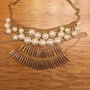 Bundle of 2 Forever21 gold necklaces