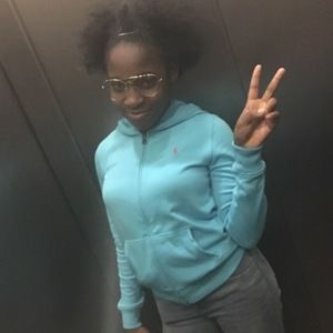 Meet your Posher, Leonna