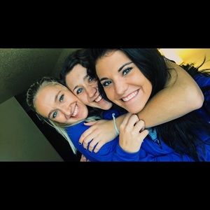 Meet your Posher, Emily