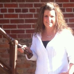Meet your Posher, Kara