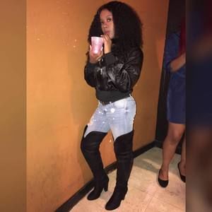 Meet your Posher, Monyah