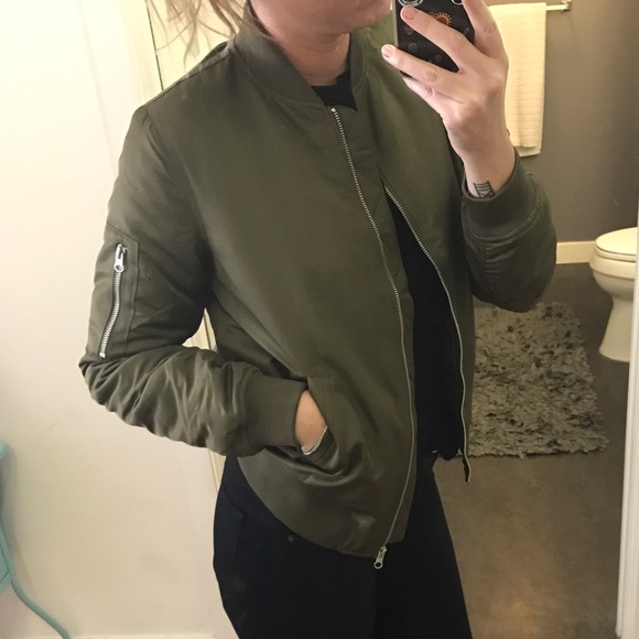 forever 21 padded bomber jacket