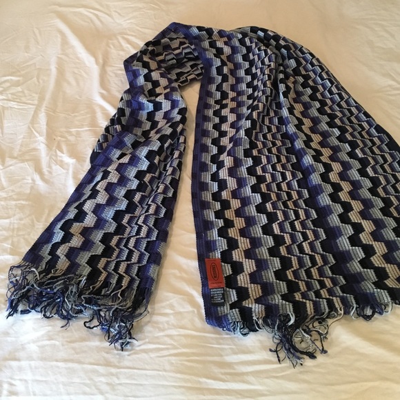 Missoni knit scarf