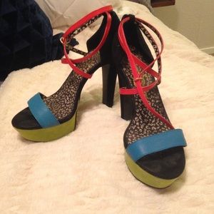 Jessica Simpson heels