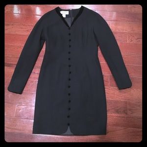 Gorgeous 3/4-long sleeved LBD