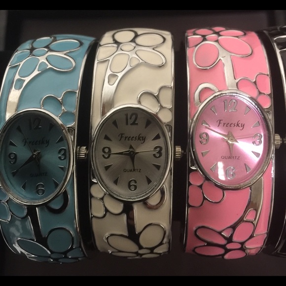 New Fashion watches bundle